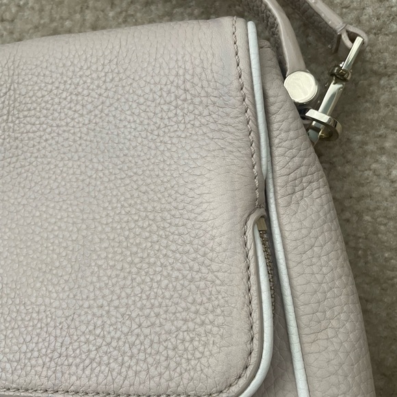 Kate Spade Satchel - Picture 13 of 17